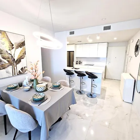 Apartment Beach Luxury View